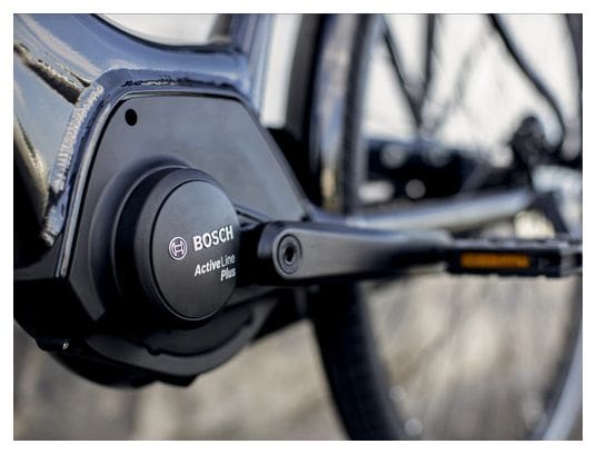 Trek District + 4 Bici elettrica da città Lowstep 400wh Shimano Nexus 7V Dnister Black 2021