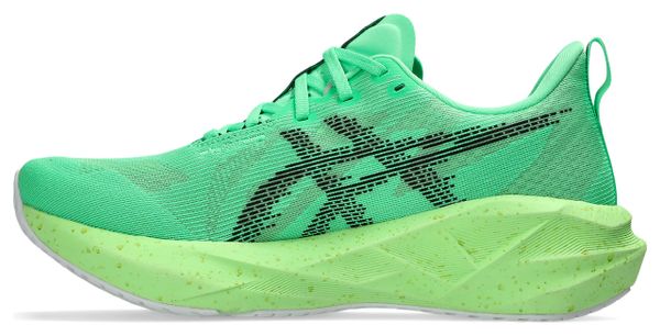 Scarpe da corsa Asics Novablast 5 Ekiden Verde Uomo