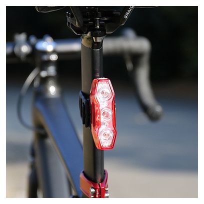 Luce Posteriore Bici Cateye VIZ 300 A LED, Ricaricabile USB-C, Nuova