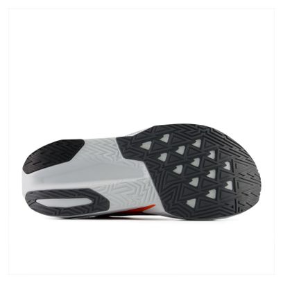 New Balance FuelCell Rebel v5 hardloopschoenen, rood/grijs, heren