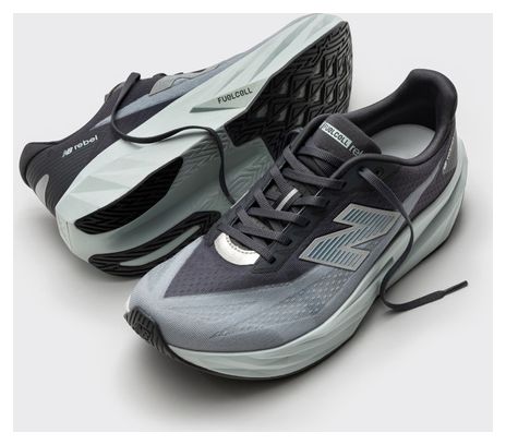 Chaussures Running New Balance FuelCell Rebel v5 Gris/Bleu Homme