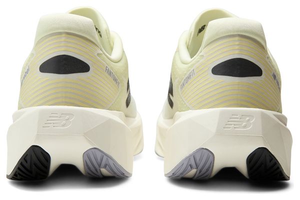 Zapatillas de running New Balance FuelCell Rebel v5 verdes para hombre