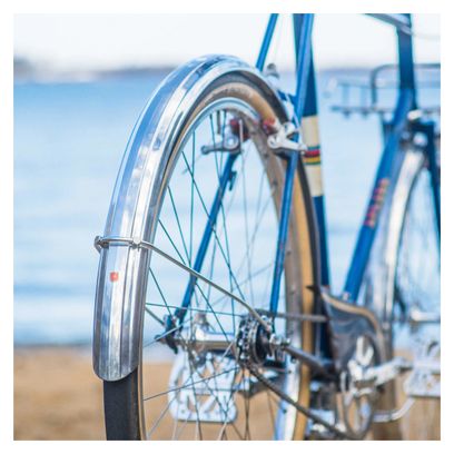 Pair of VéloOrange Mudguards 650mm Zeppelin Fenders 52mm Silver