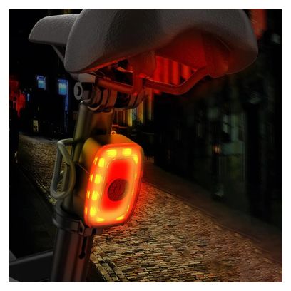 Feu arrière rouge 120 lumens LED