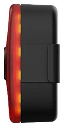 Eclairage avant et arrière  1 300 et 120 lumens