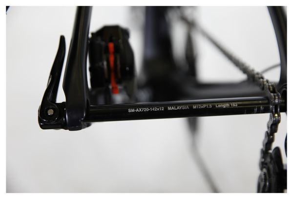 Team Pro Bike product - Lapierre Xelius SL Disc Shimano Dura-Ace Di2 11V Team-Groupama FDJ 2021