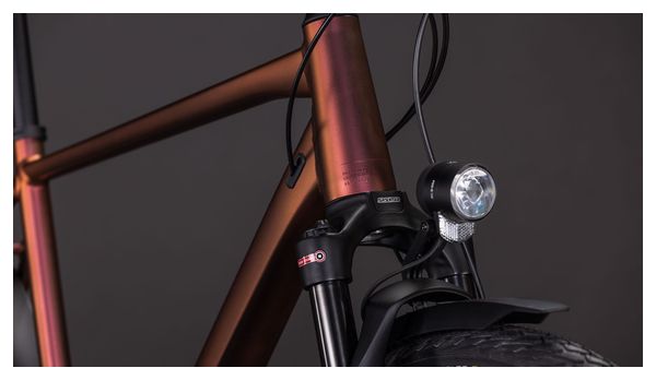 Bicicletta da trekking Cube Kathmandu Pro con cambio Shimano Cues 10S, manubrio da 700 mm, colore rosso-arancio Sun Glow, modello 2026