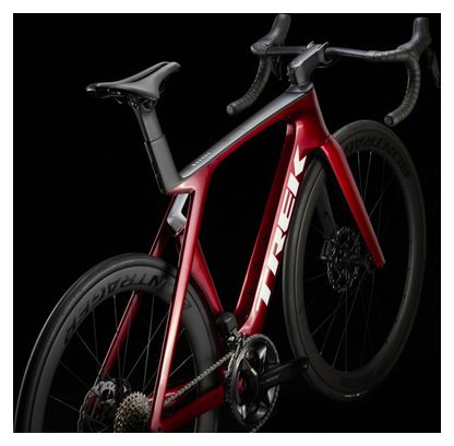 Trek Madone SL 6 Racefiets Shimano 105 Di2 12V 700 mm Rood Gen 7