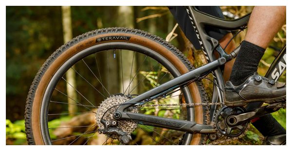 Teravail Ehline 27.5'' MTB Tire Tubeless Ready Foldable Light & Supple Tan Sidewall