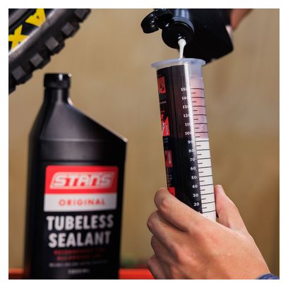 Seringue d'Injection pour Préventif Stan's Tubeless Sealant Injector 150 ml