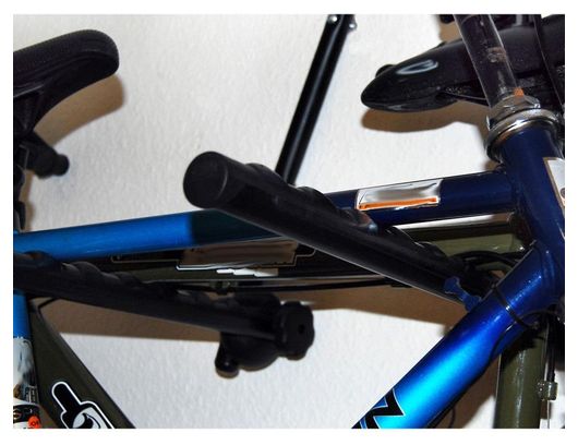 Porte v�los 3 v�los fixation murale