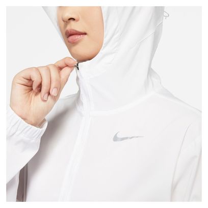 Chaqueta Cortavientos Nike Impossibly Light Mujer Blanca
