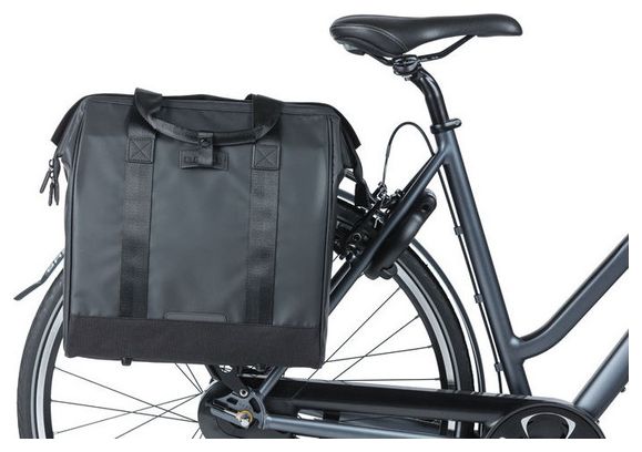Basil Grand Tarpaulin Bikepack 23L Black