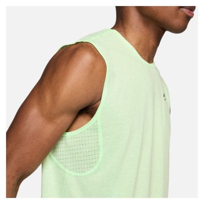 Nike Solar Chase tank top Green Homme