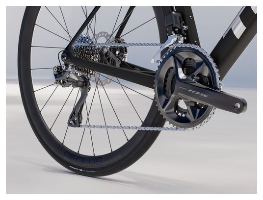 Trek Madone SL 6 Shimano 105 Di2 12S 700 mm Road Bike Black Trek Madone SL 6 Shimano 105 Di2 12S 700 mm Road Bike Black