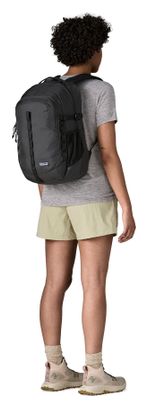 Mochila Patagonia Refugio Daypack 26 L, color negro