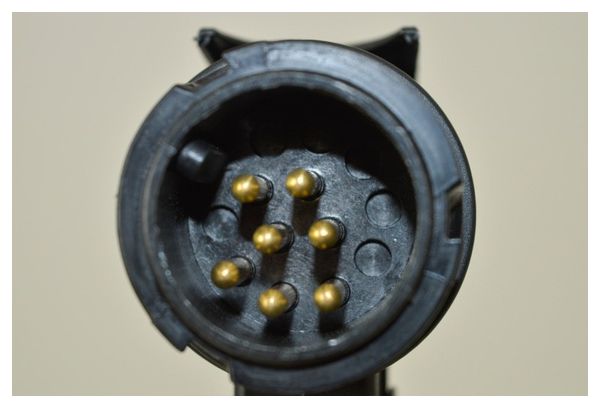 Adaptateur De Prise Buzz Rack 13/7 Broches pour Attelages