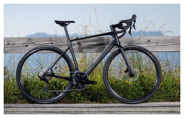 Vélo CUBE  Attain C:62 Race blackline