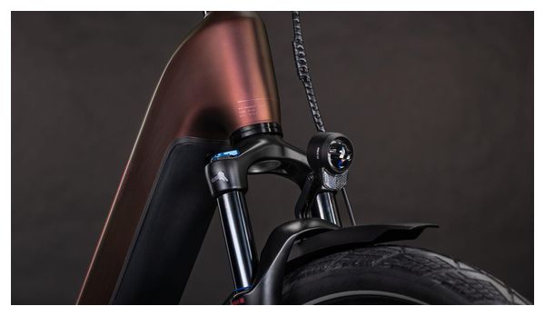 VTC Électrique Cube Kathmandu Hybrid Pro 800 Easy Entry Shimano Deore/Deore XT 12V 800 Wh 700 mm Rouge Orange Sun Glow 2026