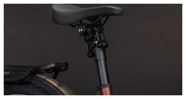 VTC Électrique Cube Kathmandu Hybrid Pro 800 Easy Entry Shimano Deore/Deore XT 12V 800 Wh 700 mm Rouge Orange Sun Glow 2026