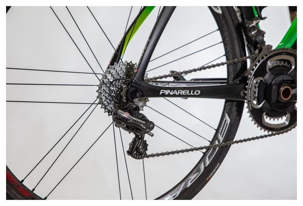 Produit Reconditionné - Vélo de Route Pinarello Dogma F10 Campagnolo Super Record EPS 11V Noir Mat/Vert 2019
