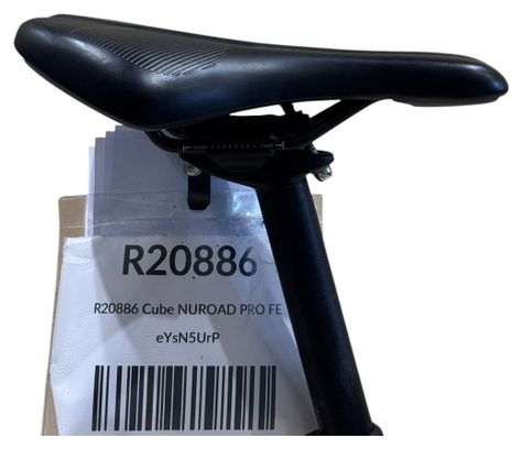 produit reconditionné . Cube Nuroad Pro FE  Shimano GRX 2024 . Vélo de gravel . Cube . très bon état