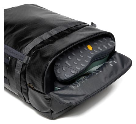 Mochila de viaje Haglöfs Magma 42 L, color negro