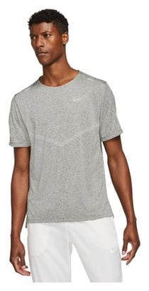 Nike Rise 365 Gris Homme short sleeve jersey