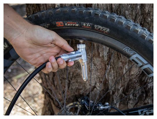 Topeak Joe Blow Twin Turbo (Max 200 psi / 14 bar) Standpumpe Schwarz