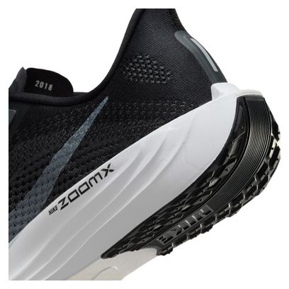 Chaussures Running Nike Pegasus Plus Noir Blanc Homme
