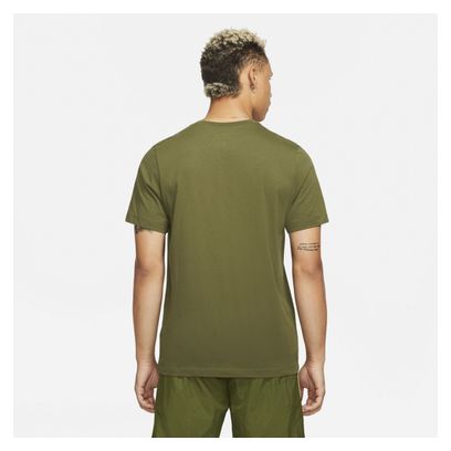 Camiseta de manga corta Nike Sportswear Swoosh verde