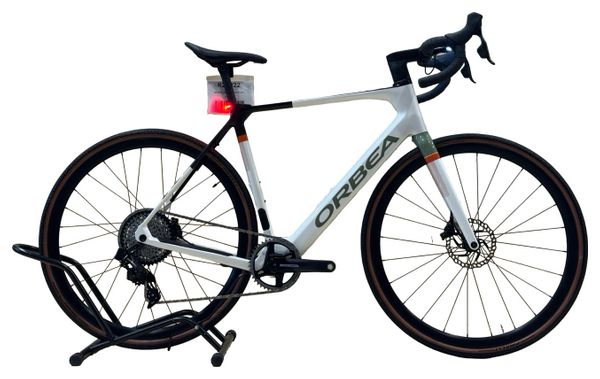 produit reconditionné . Orbea Gain M21e 1X Sram AXS 2024 . Vélo gravel électrique . Orbea . très bon état