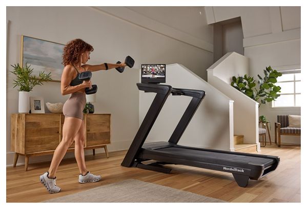 Tapis de course Commercial 1750 connecté iFIT / Ecran tactile 16