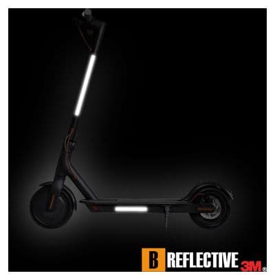 B REFLECTIVE 3M® LINES  Kit de Bandes Réfléchissantes  Multi Support : Vélo  Gyroroue et autres EDPM  3M Technology™  1x15cm  Noir