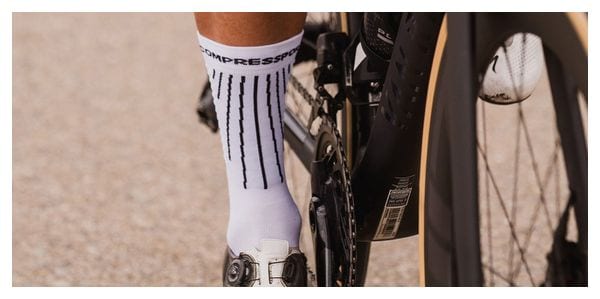 Compressport Aero Socks White/Red