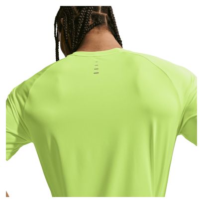 Nike Stride Kurzarm-Shirt für Herren in Gelb