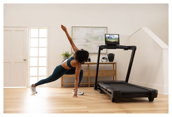 Tapis de course T Series 16 / +12 inclianaison / 20 km/h