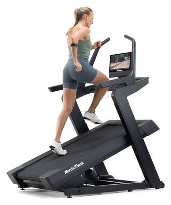 Tapis de course X16 / Ecran tactile 16  / Inclinaison +40% / Dénivelé -6%
