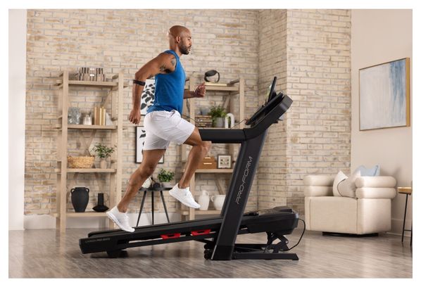 Tapis de course Carbon Pro 2000 / Ecran tactile 10