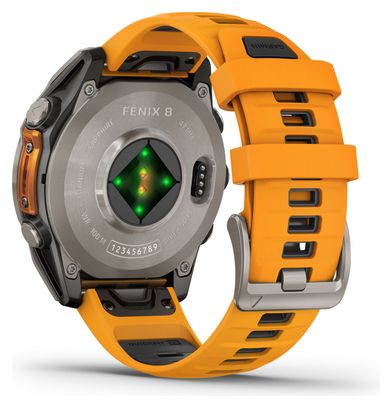 Garmin Fēnix 8 AMOLED - 47 mm Saffier Titanium GPS horloge met siliconen band Spark Orange/Graphite