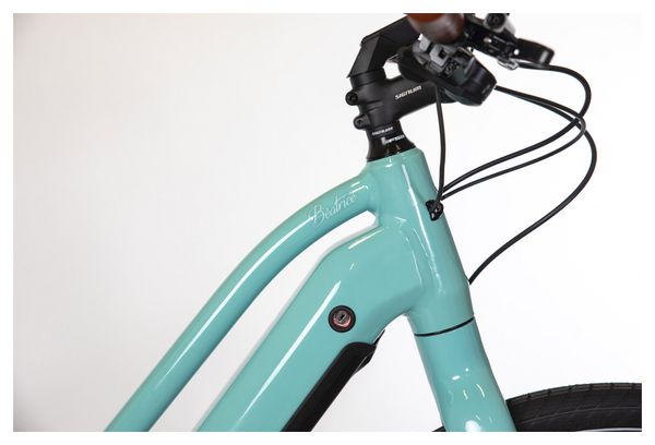 Bicicleta eléctrica de fitness Béatrice Shimano Altus 9S 500 Wh 700 mm Azul claro
