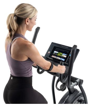 Vélo elliptique Carbon EL / 18 niveaux de résistance