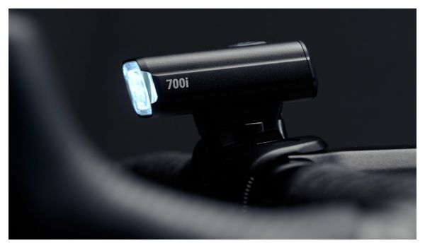 BBB NanoStrike 700i voorlicht met batterij-indicator