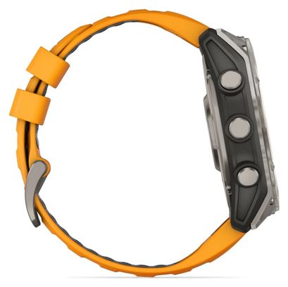 Montre GPS Garmin Fénix 8 AMOLED - 51 mm Sapphire Titane avec Bracelet en Silicone Orange Graphite