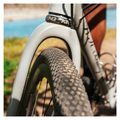 Pneu Gravel American Classic Aggregate 700 mm Tubeless Ready Souple Stage 5S Armor Rubberforce G