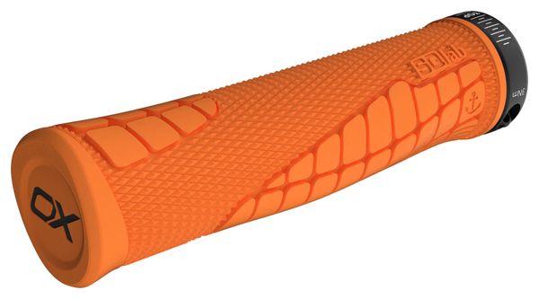 Ein Paar SQlab 7OX Pro 2.0-Griffe in Orange