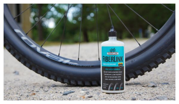 Finish Line FiberLink Pro Latex 240ml Preventative Fluid
