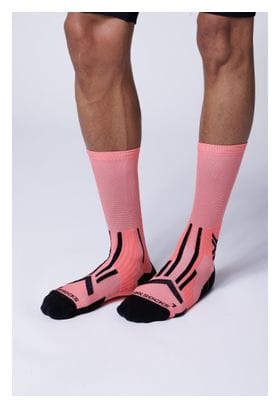 X-Socks Trail Perform Crew Socken Dusty/Rose/Schwarz