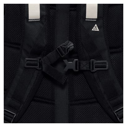 Zaino Nike ACG Daymax 25L Nero/Grigio