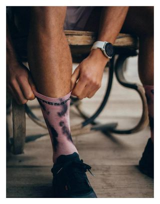 Calzini Compressport Pro Racing V4.0 Run High Eat My Dust! Rosa